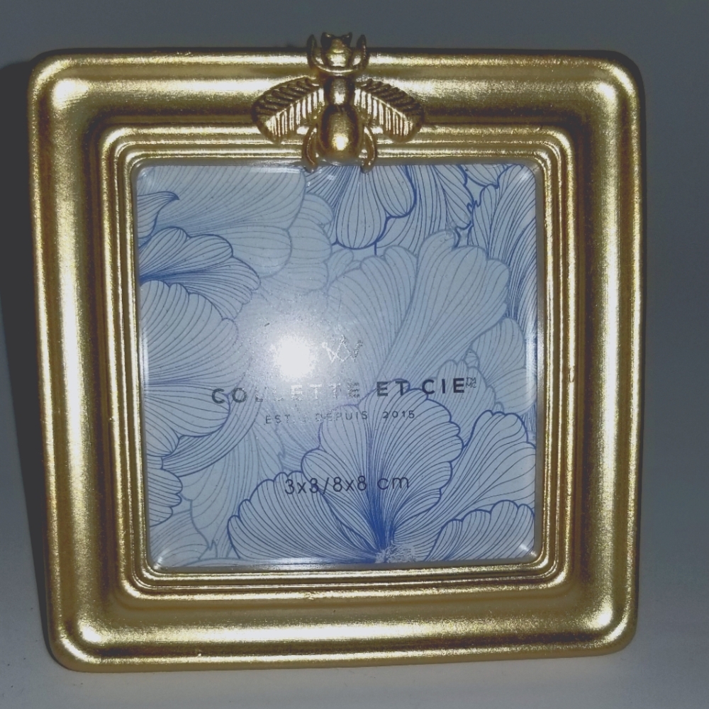 Small square honeybee picture frame